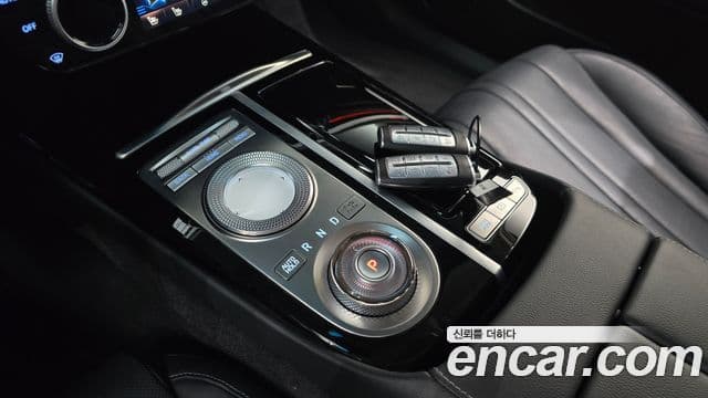 Genesis electrified G80 (RG3) e-AWD, 2022 9