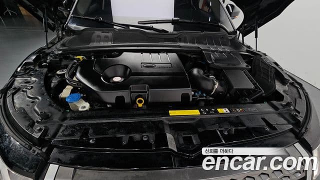 Land Rover Range Rover Evoque 2.0 TD4 HSE, 2019 6