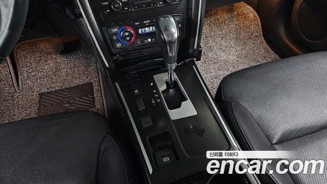 Renault Korea(Samsung) SM7 Nova LPLI 2.0 LPe для людей с инвалидностью, 2016 9