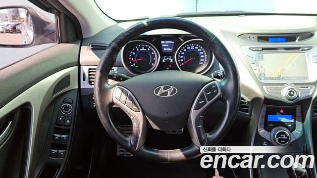 Hyundai Avante MD Premium, 2013 13