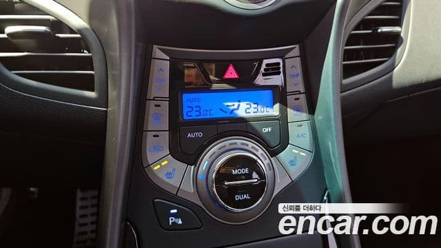 Hyundai Avante MD Premium, 2013 19