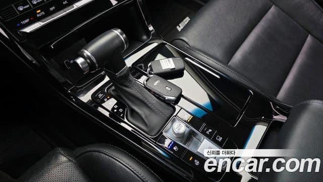 Kia K7 Premier 3.0 LPI Trendy(арендный автомобиль), 2020 9