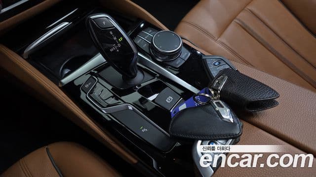 BMW 5시리즈 (G30) 520d Luxury Special Edition, 2018 9
