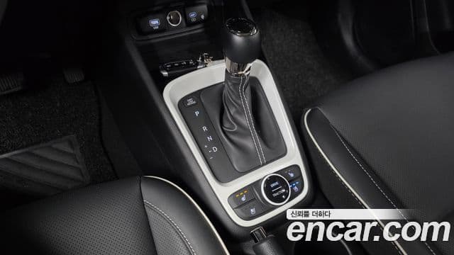 Hyundai Venue 1.6 Flux, 2025 9