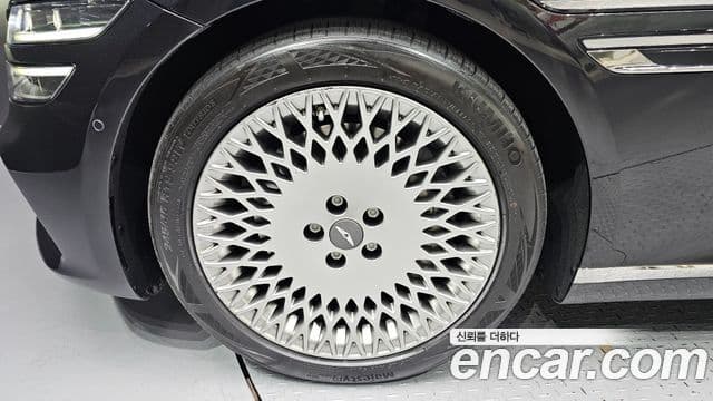 Genesis G80 (RG3) бензин 2.5 турбо AWD, 2022 все фото