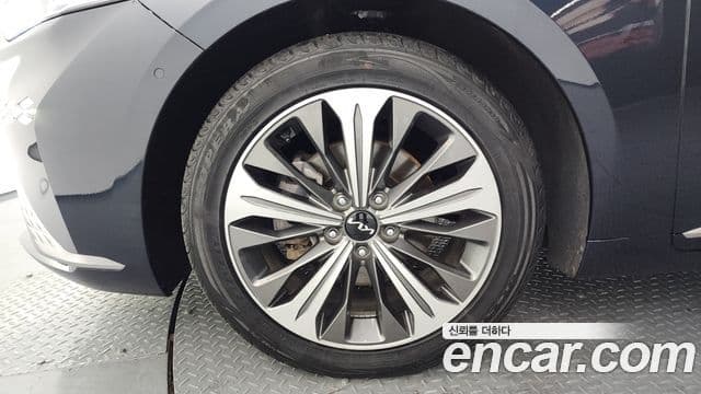 Kia K8 гибрид Signature, 2023 все фото