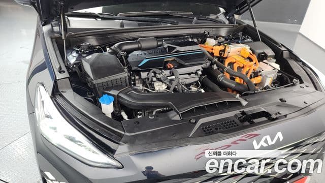 Kia K8 гибрид Signature, 2023 6