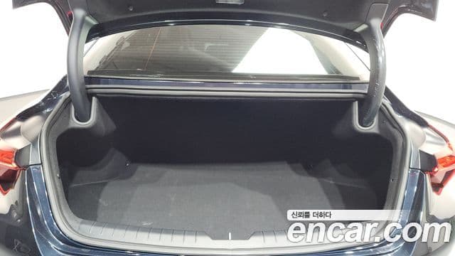 Kia K8 гибрид Signature, 2023 20