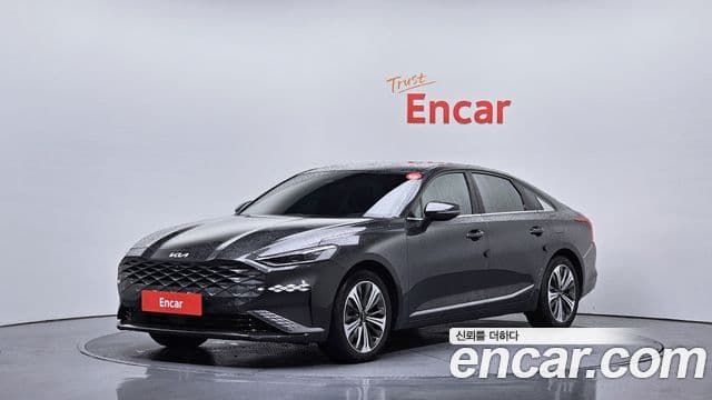 Kia K8 гибрид Signature, 2023 1