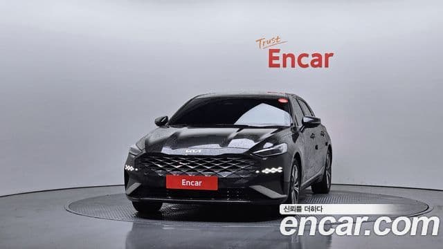 Kia K8 гибрид Signature, 2023 3