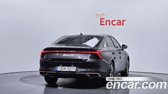 Kia K8 гибрид Signature, 2023 4