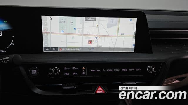 Kia K8 гибрид Signature, 2023 14