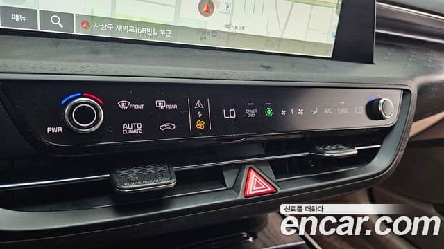 Kia K8 гибрид Signature, 2023 18