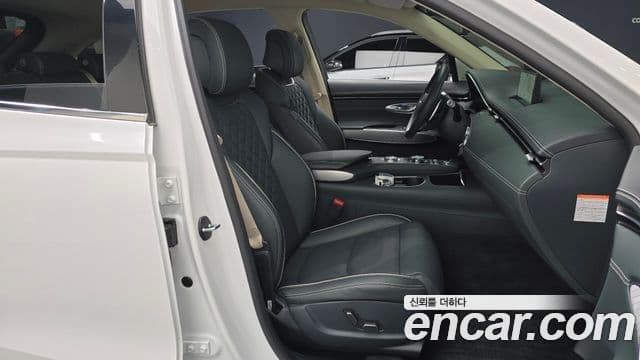 Genesis electrified GV70 e-AWD, 2024 10