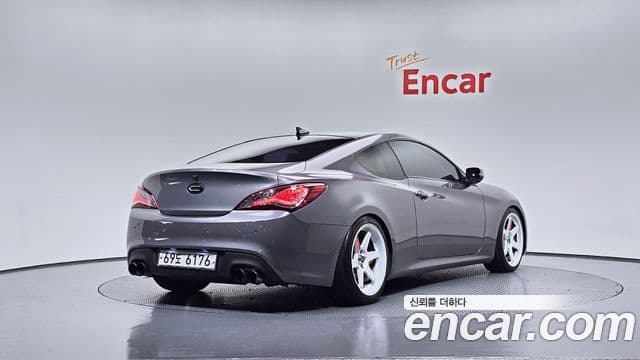 Hyundai Genesis купе 200 турбо D, 2009 2
