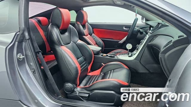 Hyundai Genesis купе 200 турбо D, 2009 10