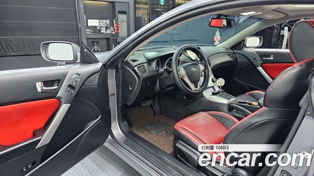 Hyundai Genesis купе 200 турбо D, 2009 11