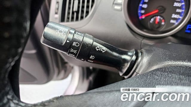 Hyundai Genesis купе 200 турбо D, 2009 18