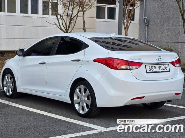 Hyundai Avante MD M16 GDI top, 2012 10