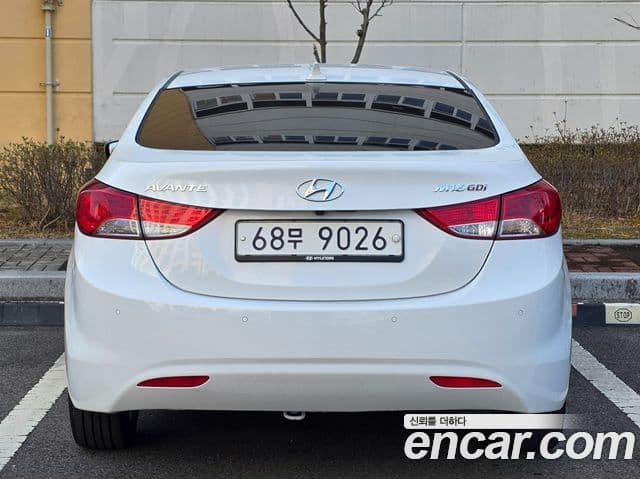 Hyundai Avante MD M16 GDI top, 2012 11