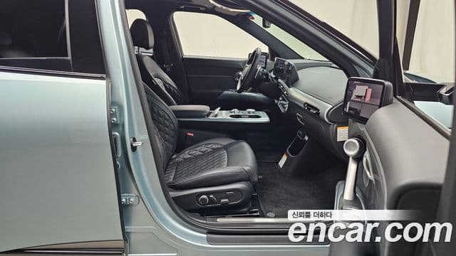 Genesis GV60 Standard AWD, 2023 11