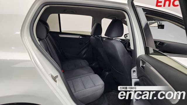 Volkswagen Гольф 6세대, 2011 12