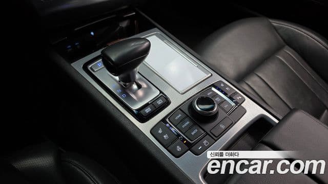Genesis G80 Premium Luxury, 2018 9