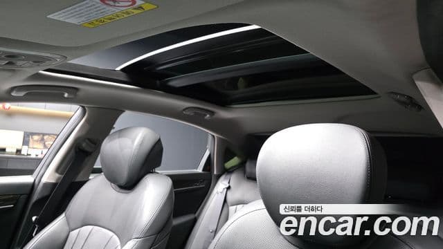 Genesis G80 Premium Luxury, 2018 18