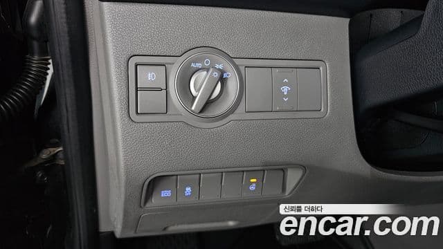 Hyundai 쏠라티 Luxury, 2021 14