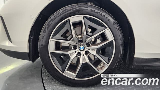 BMW 5시리즈 (G60), 2024 все фото