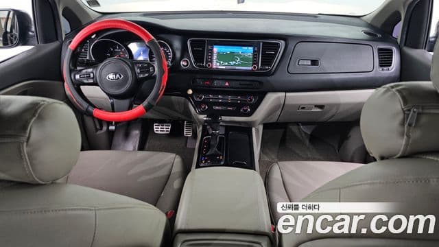 Kia All New Carnival Luxury, 2015 7