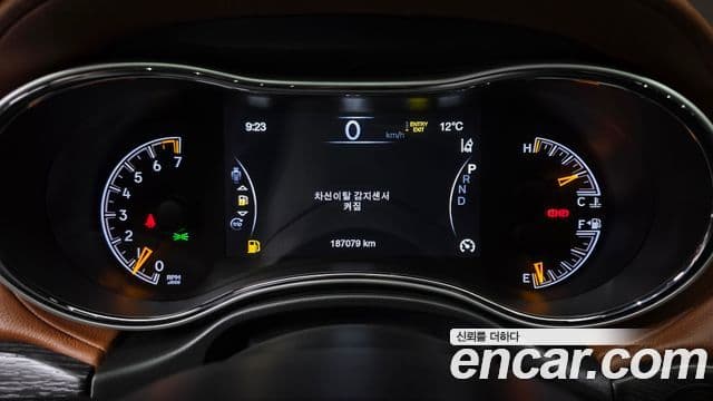 Jeep Grand Cherokee WK2, 2020 8