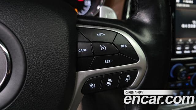 Jeep Grand Cherokee WK2, 2020 19