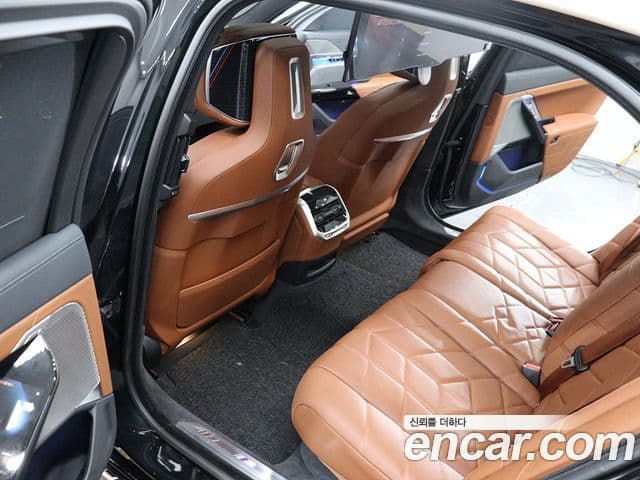 BMW 7시리즈 (G70) 740i xDrive M Sport, 2025 10