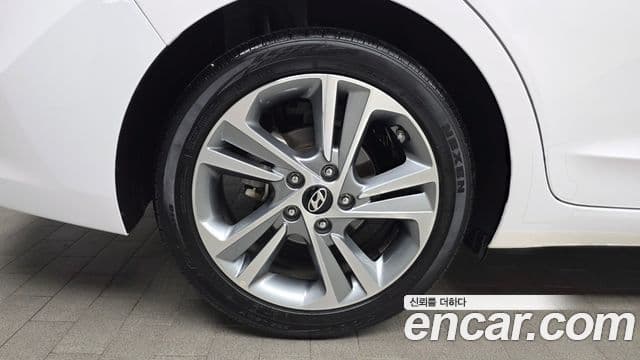 Hyundai Avante AD 1.6 GDI Value Plus, 2017 все фото