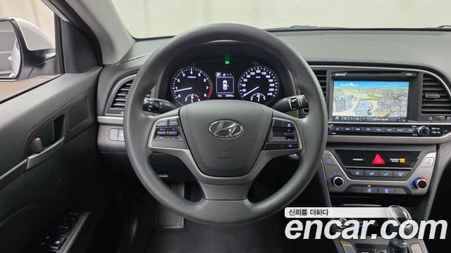 Hyundai Avante AD 1.6 GDI Value Plus, 2017 13