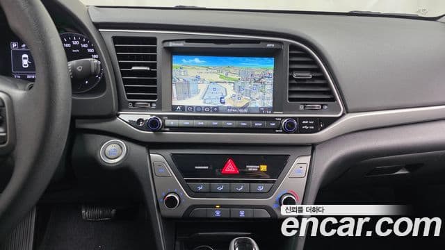 Hyundai Avante AD 1.6 GDI Value Plus, 2017 14