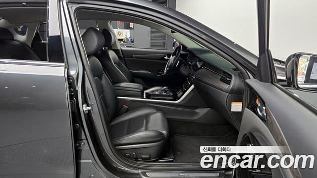 Kia K7 Premier гибрид Noblesse, 2021 14