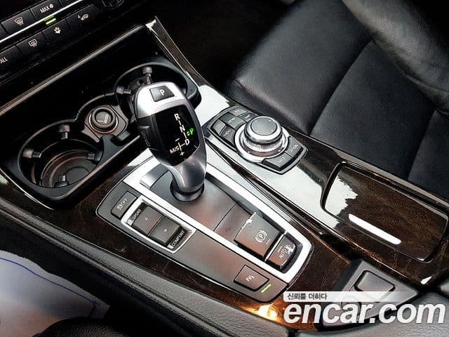 BMW 5시리즈 (F10), 2012 13