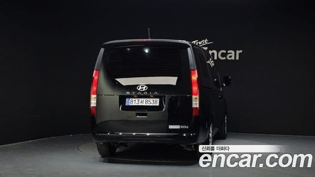 Hyundai Staria Modern, 2025 4