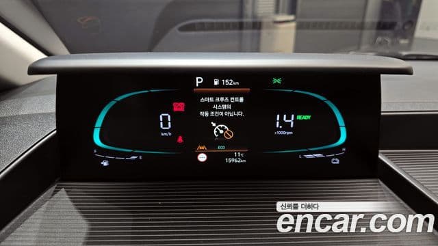 Hyundai Staria Modern, 2025 8