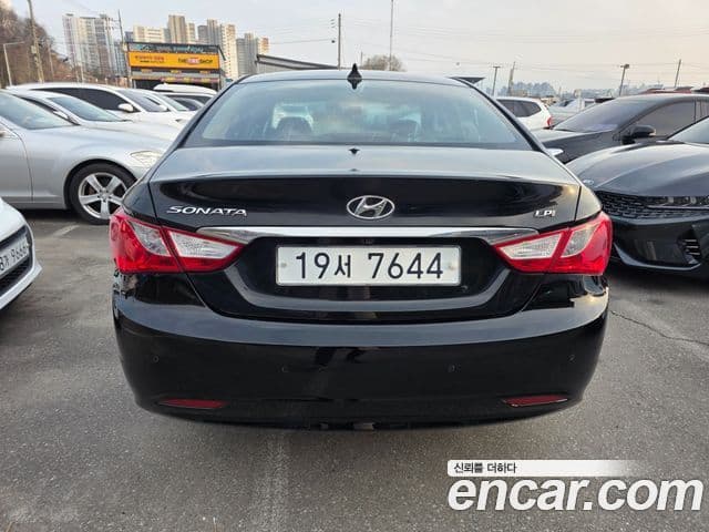 Hyundai YF Sonata Luxury, 2012 6