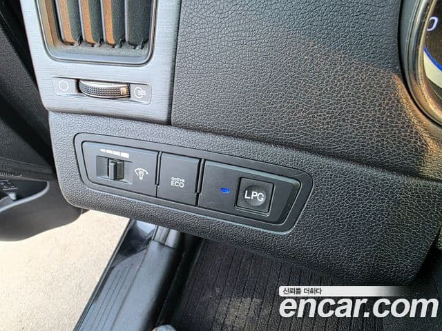 Hyundai YF Sonata Luxury, 2012 12