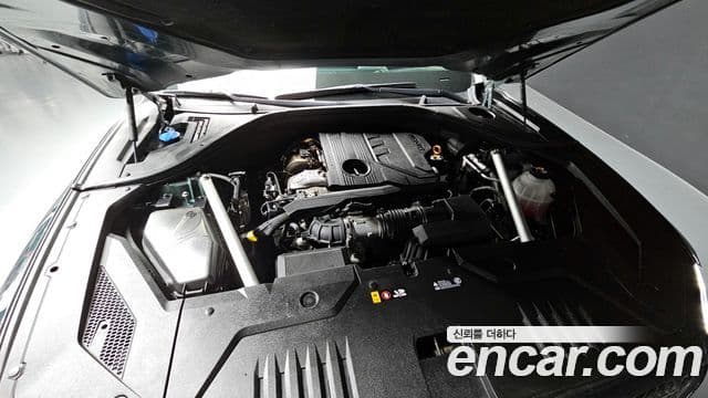 Genesis GV70, 2021 6