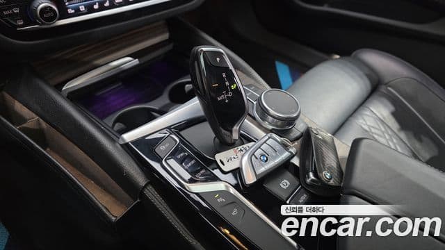 BMW 5시리즈 (G30) 520d M Sport Plus, 2017 9