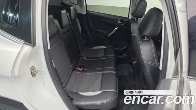 Peugeot 2008 1.6 BlueHDi Allure GC, 2018 12