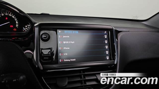 Peugeot 2008 1.6 BlueHDi Allure GC, 2018 16