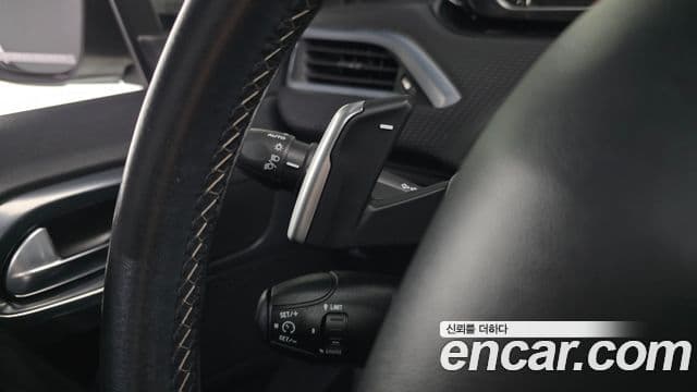 Peugeot 2008 1.6 BlueHDi Allure GC, 2018 18