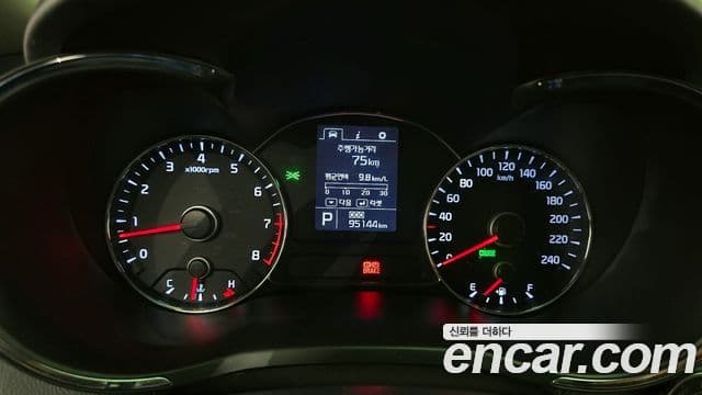 Kia K3 Trendy, 2015 8