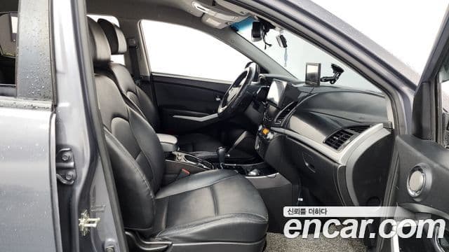 KG모빌리티(SsangYong) New Style Korando C 2.2 DX 4WD, 2017 11